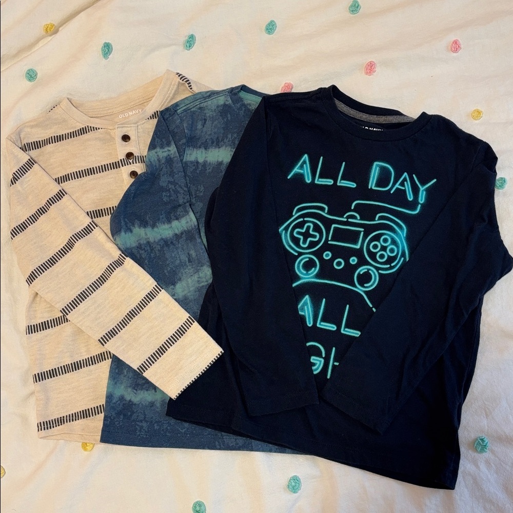 Old Navy Cream, Bundle of three, Long Sleeve Shirts